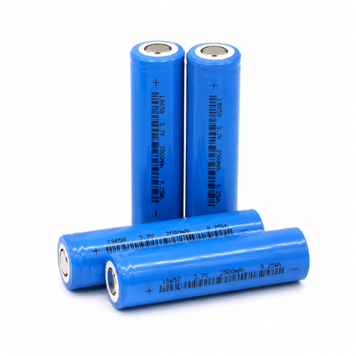 kualitas Pasokan Pabrik Yunfan 18650 2500mAh 3.7V Lithium Cell Silinder 1C Muatan 1.5C Pelepasan 500 Siklus Bulk Lithium Cell Untuk perakitan peralatan listrik pabrik